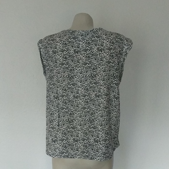 Dotted animal print top - Picture 3 of 3